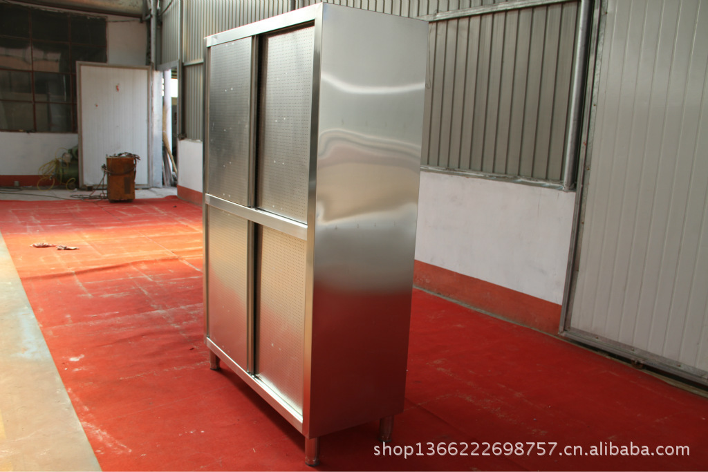 冲孔推拉门储物柜全