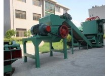 废旧轮胎切块机